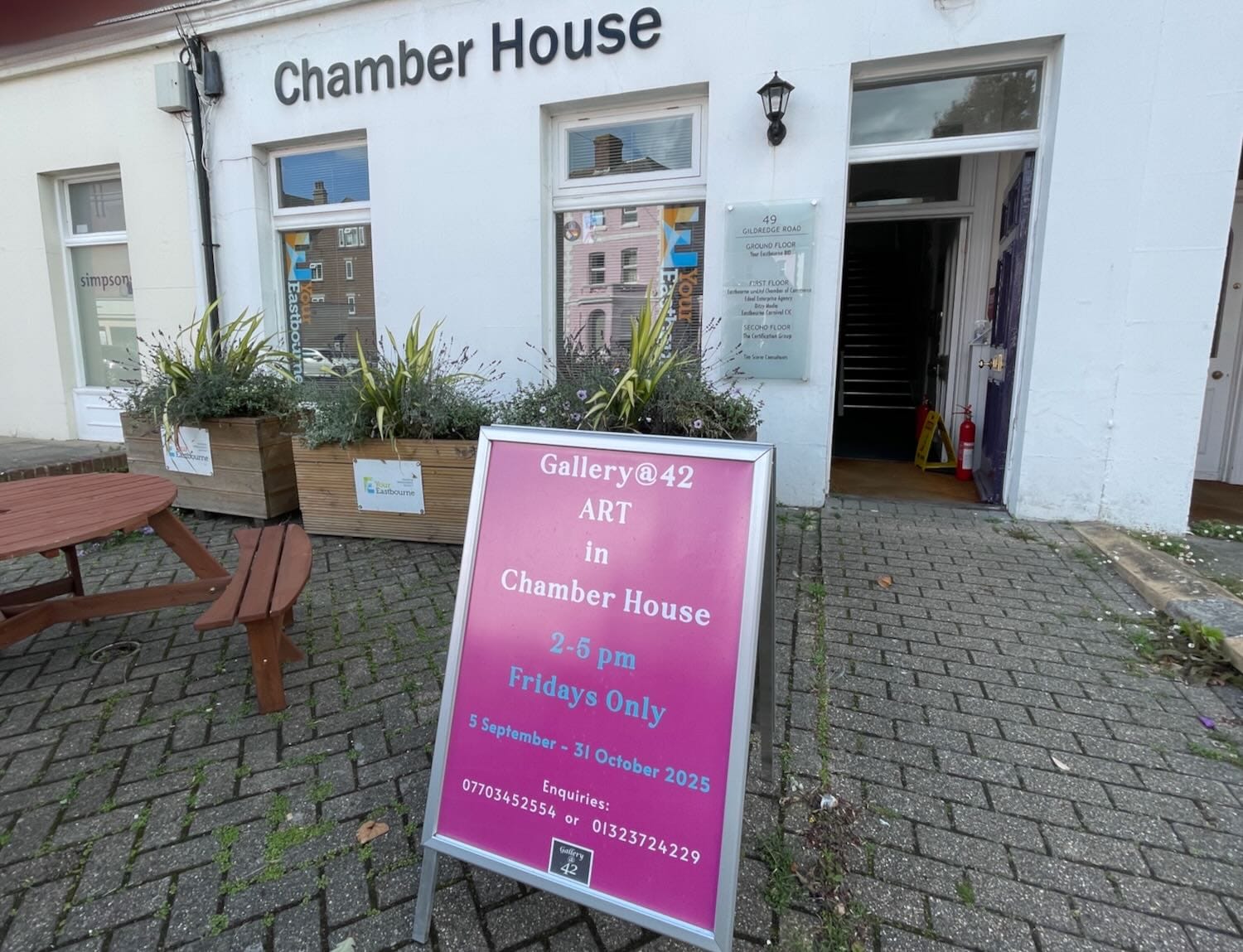 Toxic sewage gases force gallery to close
